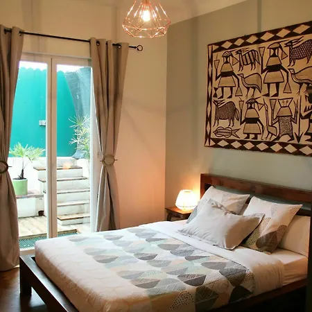 Otel Lou Souleou Nice